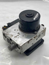 Load image into Gallery viewer, ABS Pump Nissan Armada 2014 - NW328806