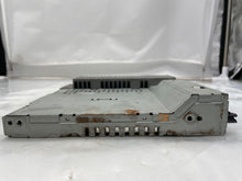 Load image into Gallery viewer, RADIO Land Rover Range Rover 05 06 07 08 09 AM FM CD - NW139423