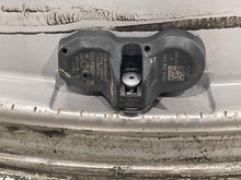 Load image into Gallery viewer, Wheel Rim Volkswagen Touareg 2012 - NW330611