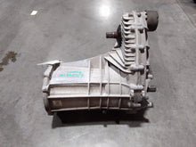 Load image into Gallery viewer, TRANSFER CASE Porsche Cayenne 11 12 13 14 15 16 17 18 - NW331377