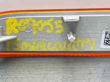 Load image into Gallery viewer, TURN SIGNAL LIGHT LAMP Countryman Paceman 11-16 Bumper Mounted - NW331799