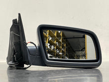 Load image into Gallery viewer, SIDE VIEW DOOR MIRROR 525i 528i 530i 535i 550i 2006-2010 Right - NW331691