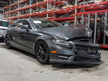 Load image into Gallery viewer, CARRIER ASSEMBLY E250 Van CLS400 CLS550 CLS63 E250D E300 10-18 AWD - NW332352