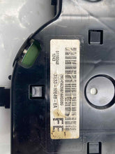 Load image into Gallery viewer, SPEEDOMETER CLUSTER Ford Mustang 2007 07 - NW332766