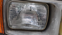Load image into Gallery viewer, Headlight Lamp Assembly MERCEDES 500 1984 - NW332559