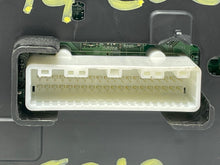 Load image into Gallery viewer, Speedometer Cluster Nissan Cube 2014 - NW160114