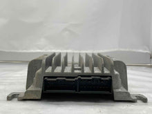 Load image into Gallery viewer, AMPLIFIER Acura MDX 2004 04 - NW135830