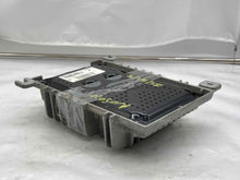Load image into Gallery viewer, AMPLIFIER Acura MDX 2004 04 - NW135830