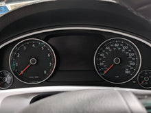 Load image into Gallery viewer, Speedometer Cluster Volkswagen Touareg 2012 - NW334452