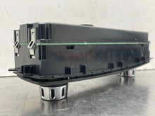 Load image into Gallery viewer, Temperature Controls Volkswagen Touareg 2012 - NW334356