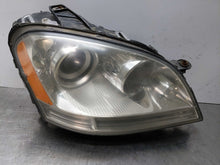 Load image into Gallery viewer, HEADLIGHT LAMP ASSEMBLY ML320 ML350 ML500 ML550 ML63 06-08 Right - NW334969