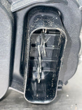 Load image into Gallery viewer, Computer CROWN VICTORIA 2009 - NW335563