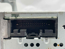 Load image into Gallery viewer, Radio Ford Taurus 2015 - NW135582