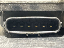 Load image into Gallery viewer, THROTTLE BODY Land Rover LR2 2008 08 2009 09 2010 10 2011 11 3.2L - NW338045