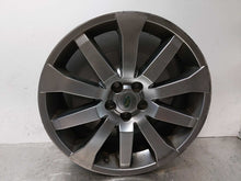 Load image into Gallery viewer, WHEEL LR2 2008 08 2009 09 2010 10 2011 11 2012 12 19x8 10 Spoke - NW338123