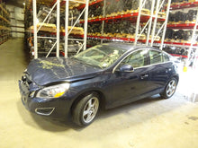 Load image into Gallery viewer, TRANSFER CASE Volvo C70 S60 S80 V70 XC60 XC70 12 13 14 15 - NW177144