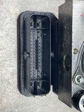 Load image into Gallery viewer, ABS Pump Jaguar XF 2018 - NW338872