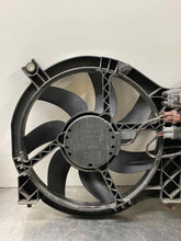 Load image into Gallery viewer, RADIATOR FAN ASSEMBLY Nissan Pathfinder 13 14 15 16 17 - NW340156