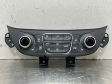 Load image into Gallery viewer, Temperature Controls Chevrolet Equinox 2021 - NW340290