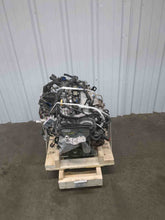 Load image into Gallery viewer, Engine Motor Chevrolet Equinox 2021 - NW340163