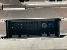 Load image into Gallery viewer, CD PLAYER S450 Cdn S550 S600 S63 S65 SL55 SL550 SL600 SL65 07 08 - NW340782