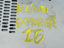 Load image into Gallery viewer, RADIO Ford Explorer 2016 16 AM FM CD - NW340778