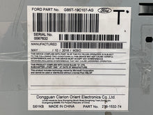 Load image into Gallery viewer, RADIO Ford Explorer 2016 16 AM FM CD - NW340778