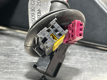 Load image into Gallery viewer, SIDE VIEW MIRROR BMW 525i 530i 545i 2004 04 2005 05 2006 06 Right - NW340998