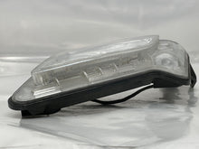 Load image into Gallery viewer, TURN SIGNAL LIGHT LAMP S60 XC60 2011 11 2012 12 2013 13 Right - NW341147