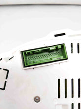 Load image into Gallery viewer, SPEEDOMETER CLUSTER Land Rover LR2 2008 08 2009 09 2010 10 3.2L - NW161600