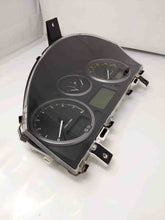 Load image into Gallery viewer, SPEEDOMETER CLUSTER Land Rover LR2 2008 08 2009 09 2010 10 3.2L - NW161600