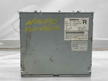 Load image into Gallery viewer, AM FM 6 DISC CD RADIO Nissan Murano 2009 09 2010 10 - NW137261