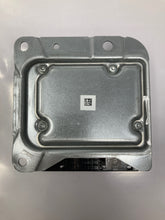 Load image into Gallery viewer, AIR BAG CONTROL MODULE COMPUTER 1500 Pickup 13 14 15 16 17 18 - NW26783