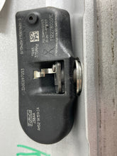 Load image into Gallery viewer, WHEEL RIM Evoque 12 13 14 15 19x8 ALLOY - NW345901