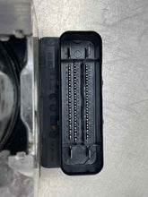 Load image into Gallery viewer, ABS ANTI-LOCK BRAKE PUMP Volvo S60 V60 XC60 15 16 17 18 - NW344880