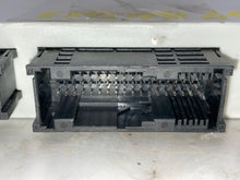 Load image into Gallery viewer, BODY CONTROL MODULE BMW 320i 330i M3 X3 2001 01 - 07 - NW30604