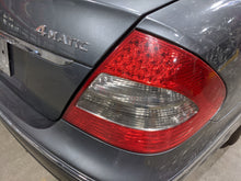 Load image into Gallery viewer, TAIL LIGHT LAMP ASSEMBLY E350 E550 E280 E300 E320 E63 07-09 Right - NW346046