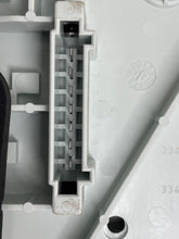 Load image into Gallery viewer, TAIL LIGHT LAMP ASSEMBLY E350 E550 E280 E300 E320 E63 07-09 Right - NW346046