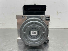 Load image into Gallery viewer, ABS Pump DISCOVERY SPORT 2019 - NW346099