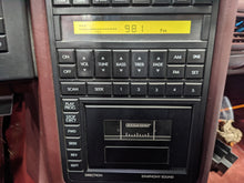 Load image into Gallery viewer, Radio Oldsmobile Allante 1989 - NW346868