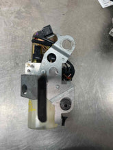 Load image into Gallery viewer, CONVERTIBLE TOP MOTOR 230 SLK SLK230 SLK32 SLK320 1997-2004 - NW347085