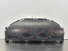 Load image into Gallery viewer, SPEEDOMETER CLUSTER Volvo S60 V70 S80 2001 01 - NW526830