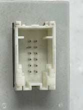 Load image into Gallery viewer, PARK ASSIST CONTROL MODULE COMPUTER Range Rover 03 04 05 - NW37062