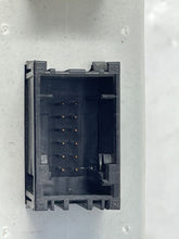 Load image into Gallery viewer, PARK ASSIST CONTROL MODULE COMPUTER Range Rover 03 04 05 - NW37062