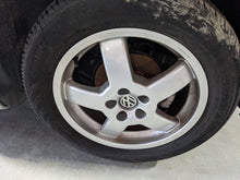 Load image into Gallery viewer, WHEEL Beetle Golf Jetta 98 99 00 01 - 08 16x6.5 Steel - NW351843