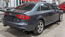 Load image into Gallery viewer, CARRIER ASSEMBLY Audi S5 S4 2010 10 2011 11 2012 12 2013 13 Rear - NW378142