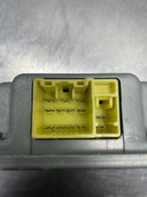 Load image into Gallery viewer, AIR BAG COMPUTER Eclipse Stratus 01 02 03 04 05 - NW378479