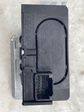 Load image into Gallery viewer, SLOT CONTROL MODULE COMPUTER G25 G35 G37 Q60 2007-2015 - NW31348
