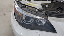 Load image into Gallery viewer, HEADLIGHT LAMP ASSEMBLY BMW 525i 530i 545i 550i M5 05 06 07 Right - NW378700