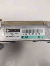 Load image into Gallery viewer, Computer Subaru Forester 2002 - NW37700